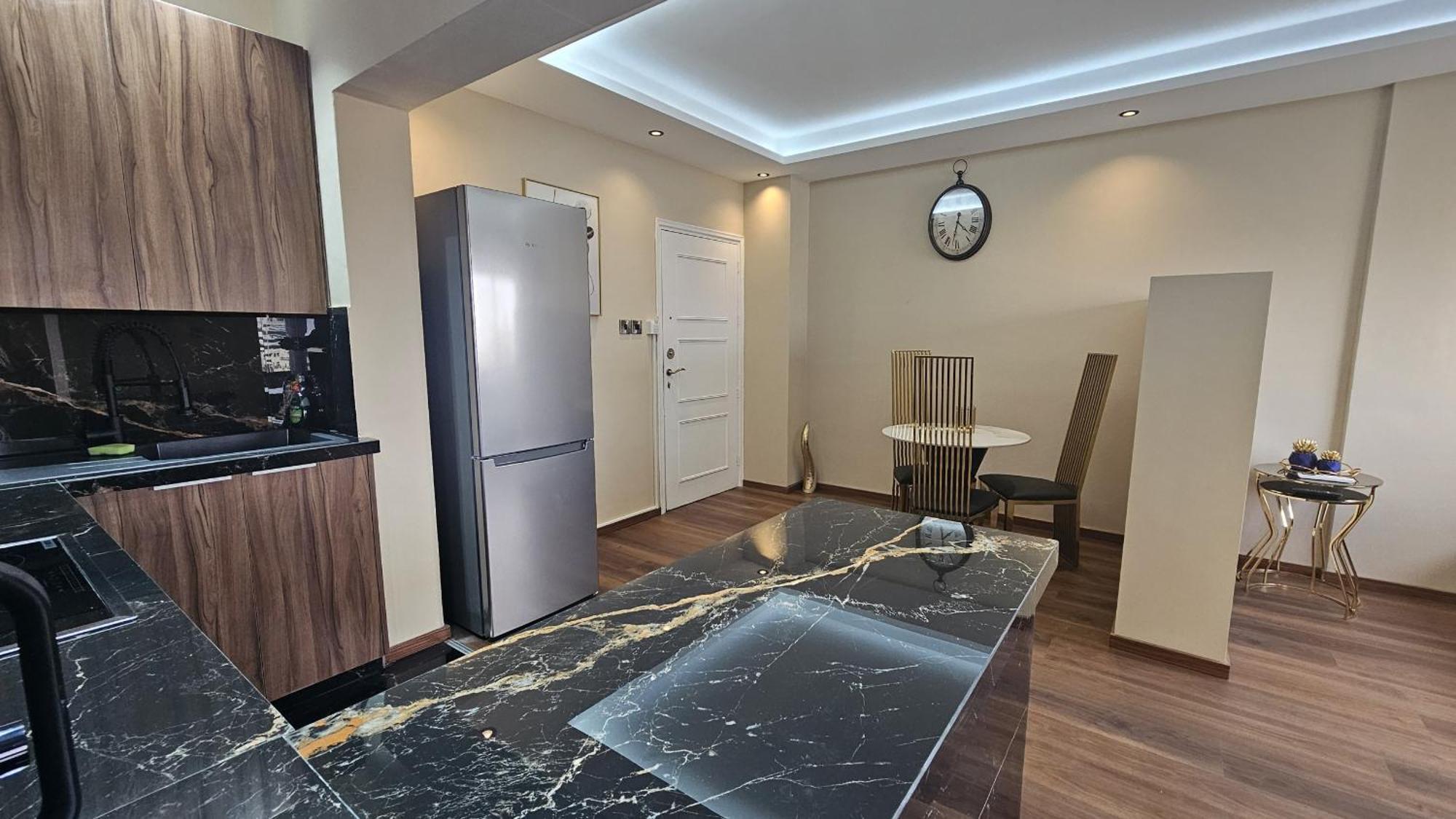 Gogh Apartment Larnaca