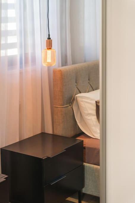 Mackenzie Story 2 Bdr Luxe Flat Apartment
