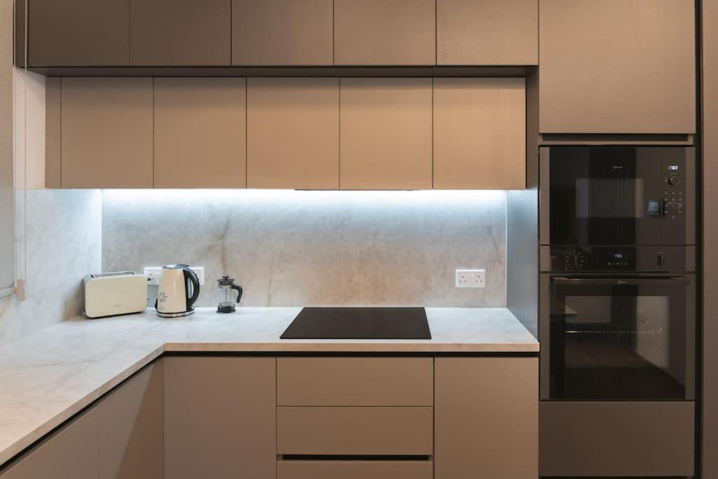 Mackenzie Story 2 Bdr Luxe Flat Apartment Larnaca