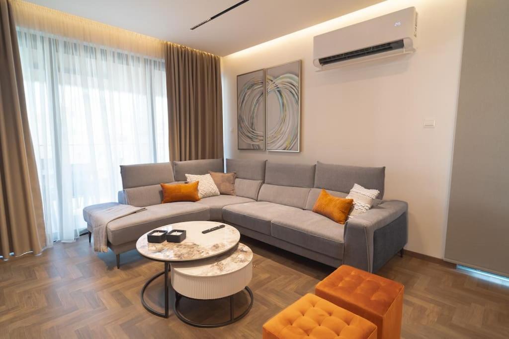Mackenzie Story 2 Bdr Luxe Flat Larnaca