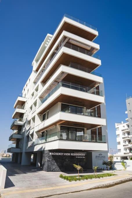 Mackenzie Story 2 Bdr Luxe Flat Apartment *