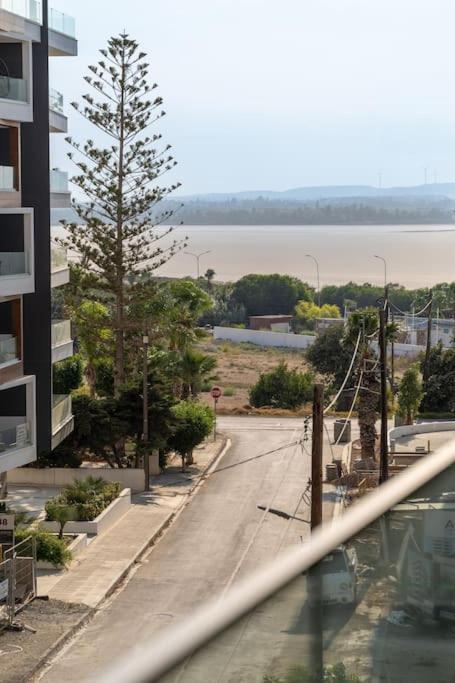 Mackenzie Story 2 Bdr Luxe Flat Apartment Larnaca