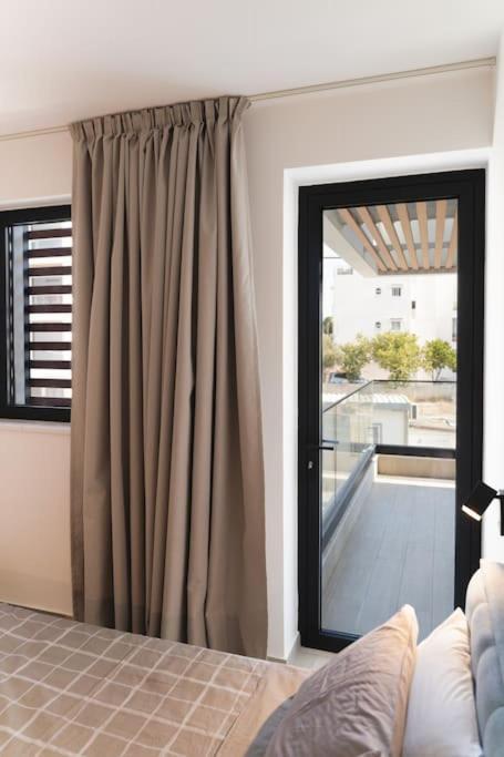 Apartment Mackenzie Sands 2 Bdr Luxe Flat Larnaca