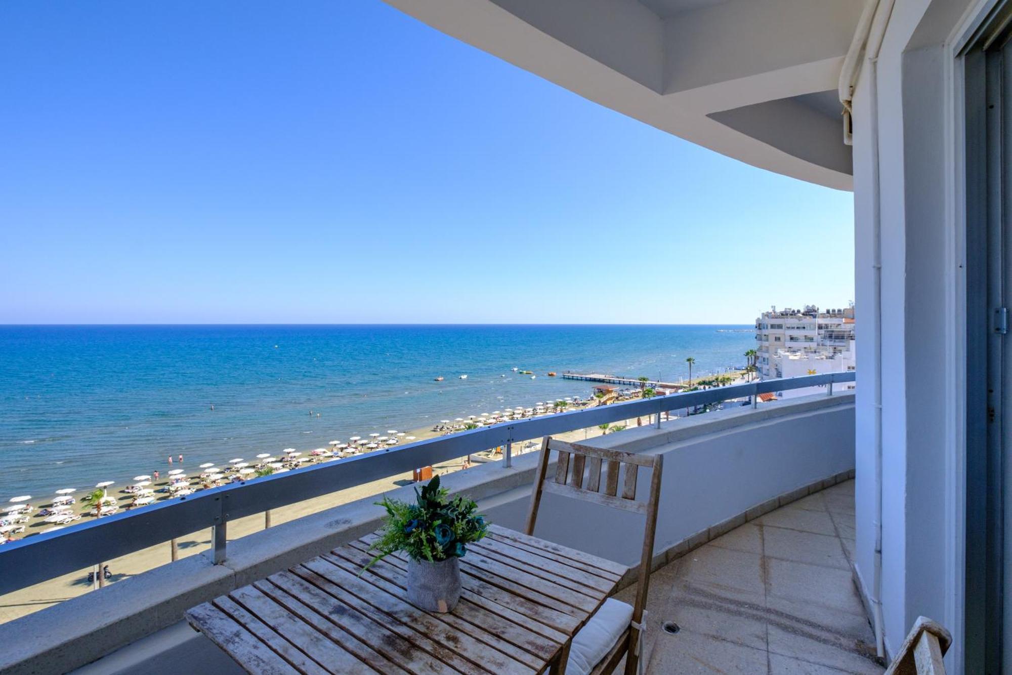 Apartment Lazuli Sea View Beachfront- Ap 61 *