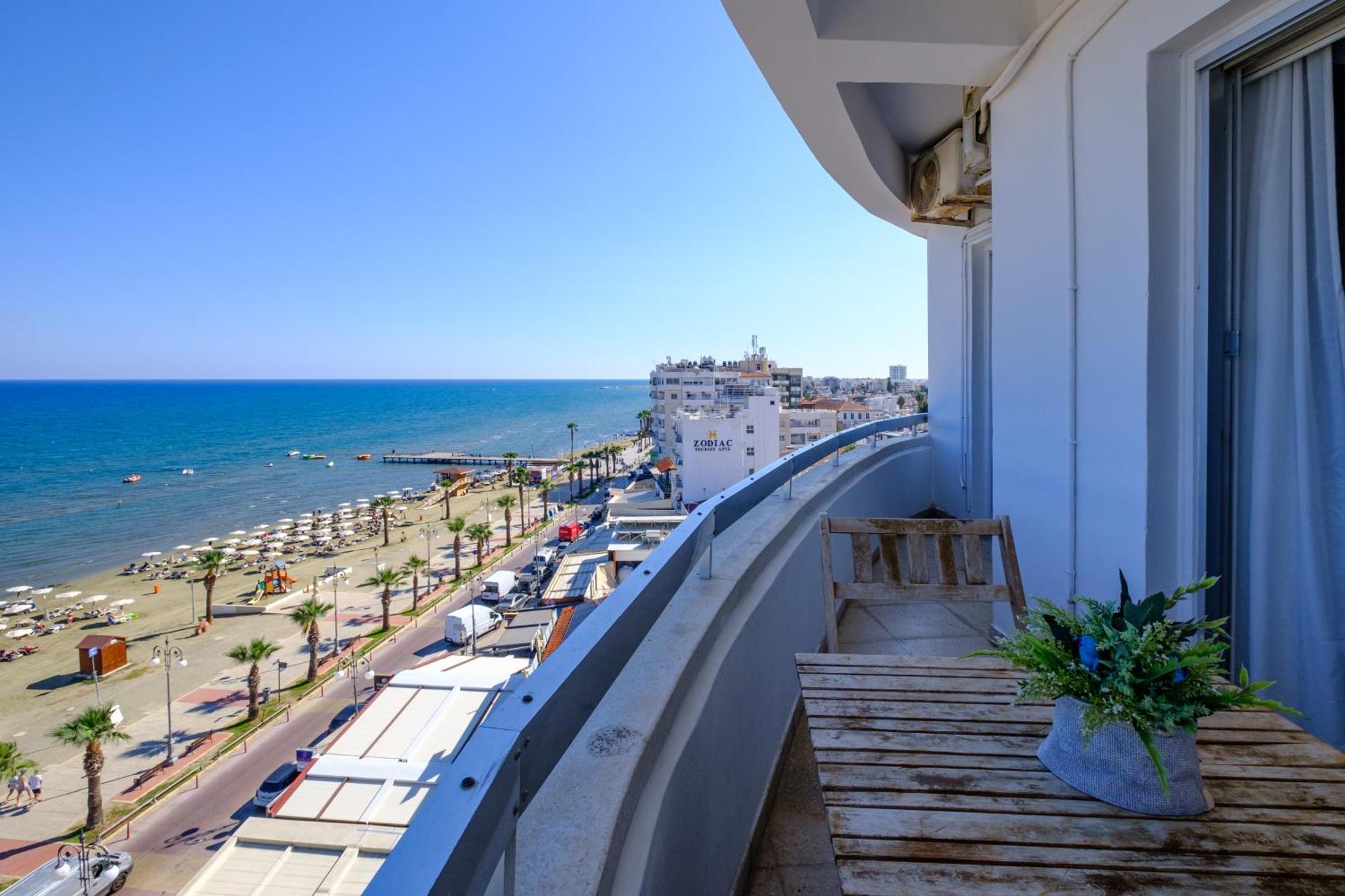 Lazuli Sea View Beachfront- Ap 61 Apartment Larnaca