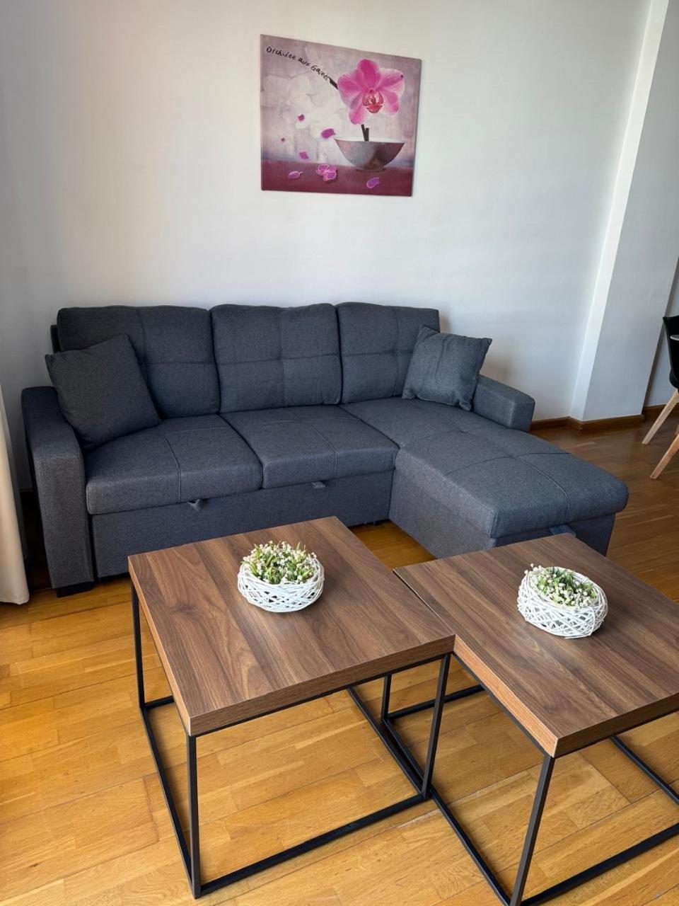 Ithaki Phinikoudes No. 106 Apartment Larnaca