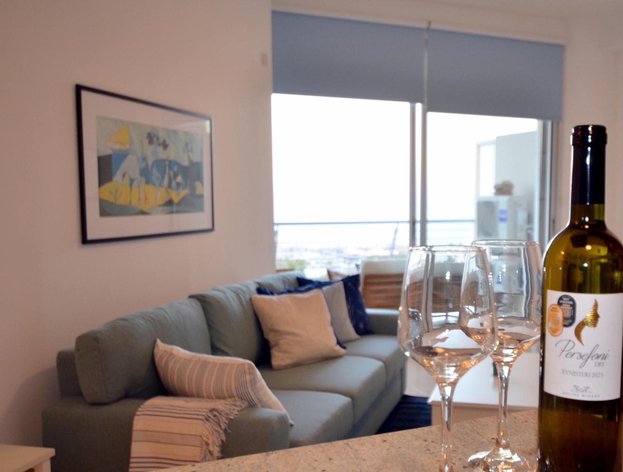 Apartment Awesome Sea & Marina View Center 1 Bdr Flat Larnaka