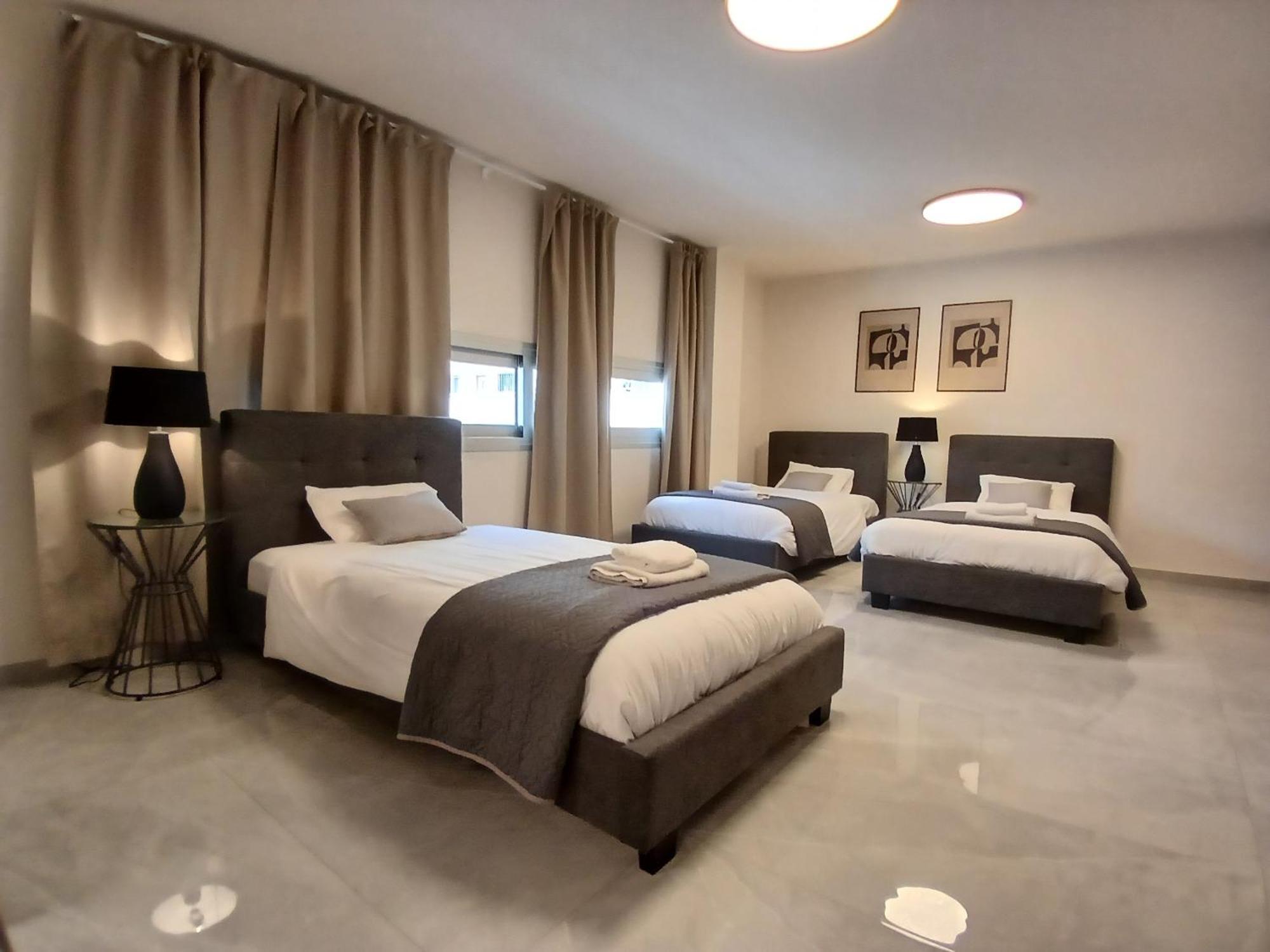 Georgiana Larnaca