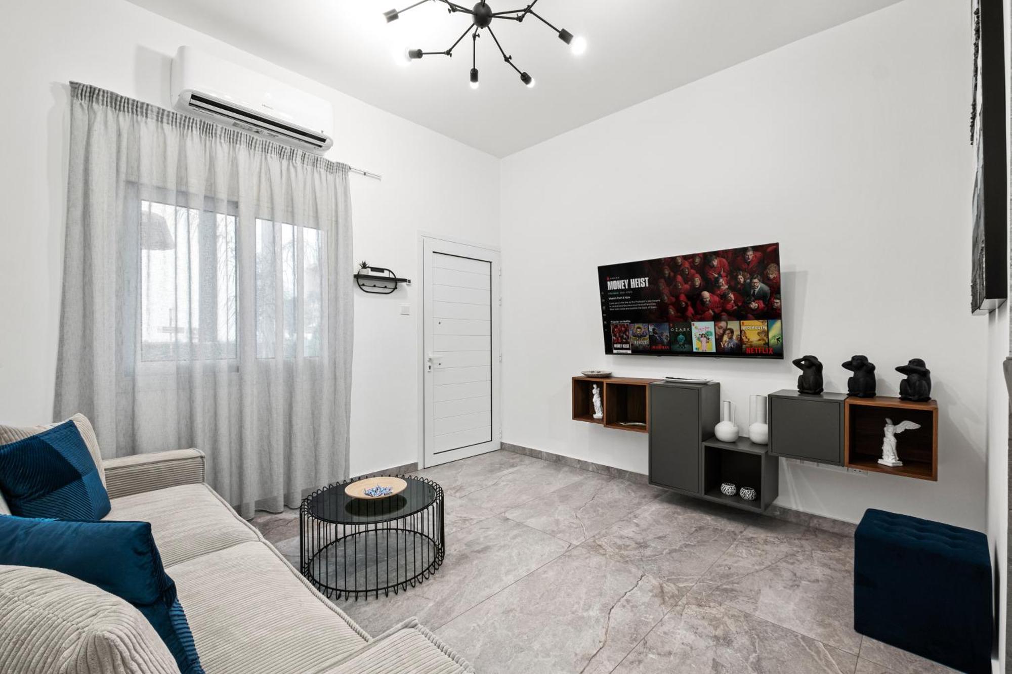 Apartment Fatcow *