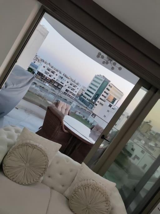 Apartment Luxury In 2 Bedroom 1 Balcony
