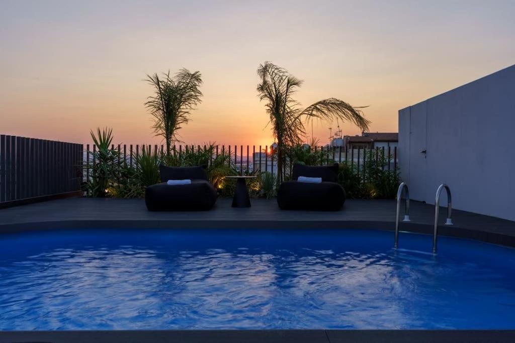 The Penthouse - 3br Seaview With Private Pool In Apartment