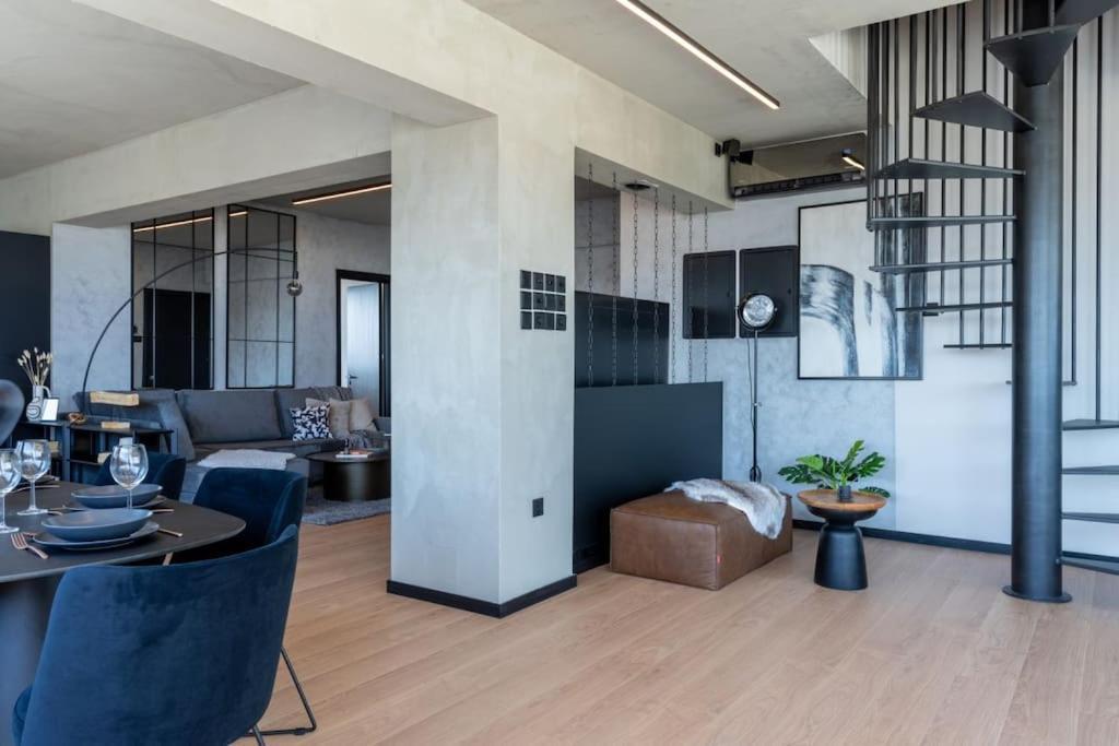 The Penthouse - 3br Seaview With Private Pool In Apartment *