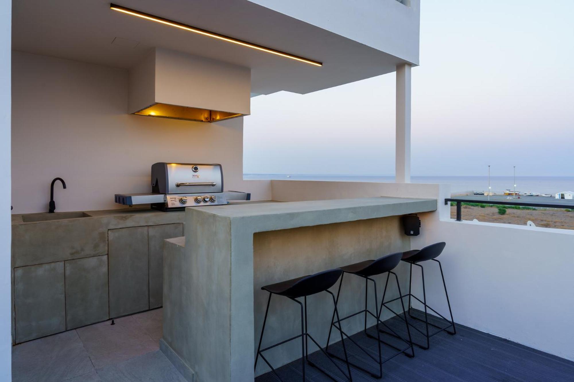 The Penthouse - 3br Seaview With Private Pool In Apartment