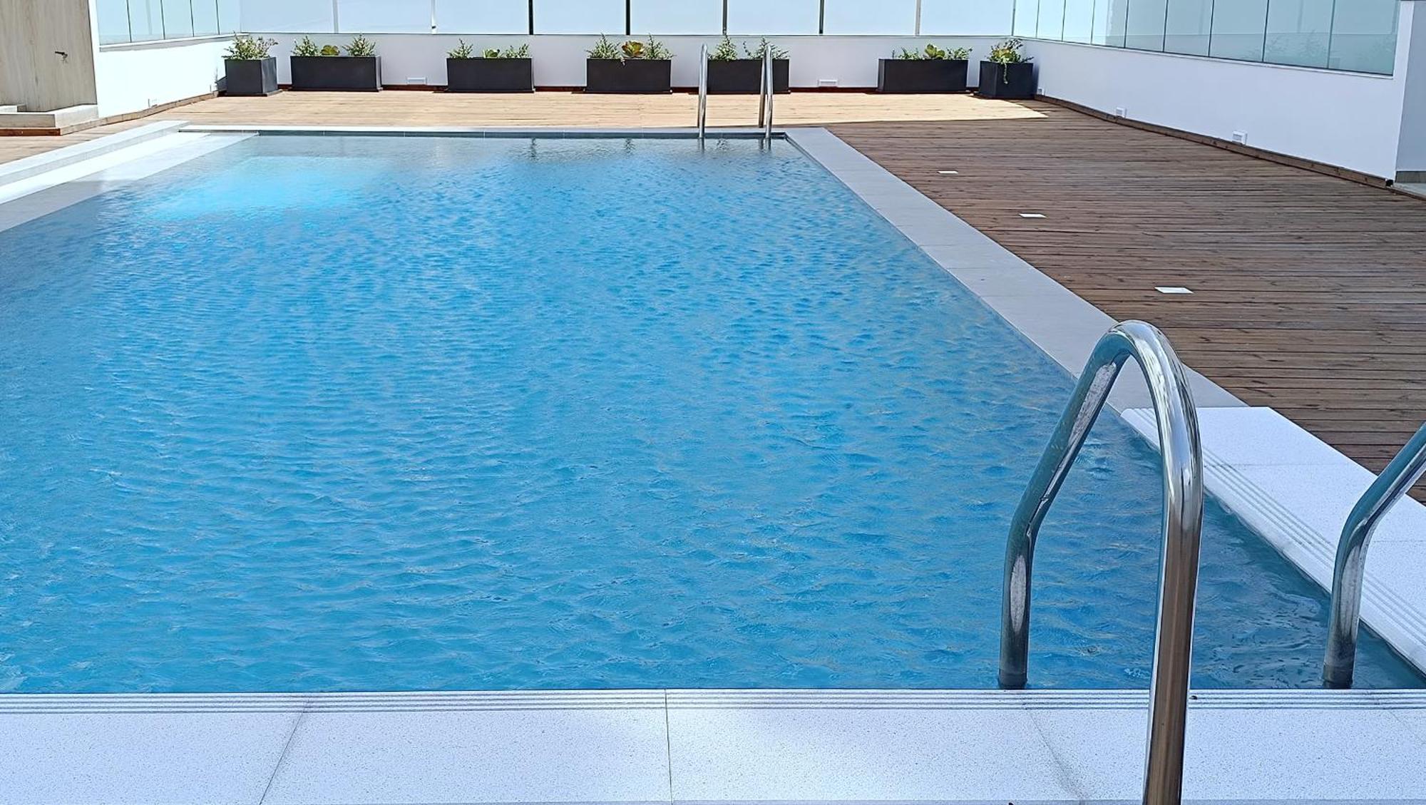 Larvella Estia Luxury
