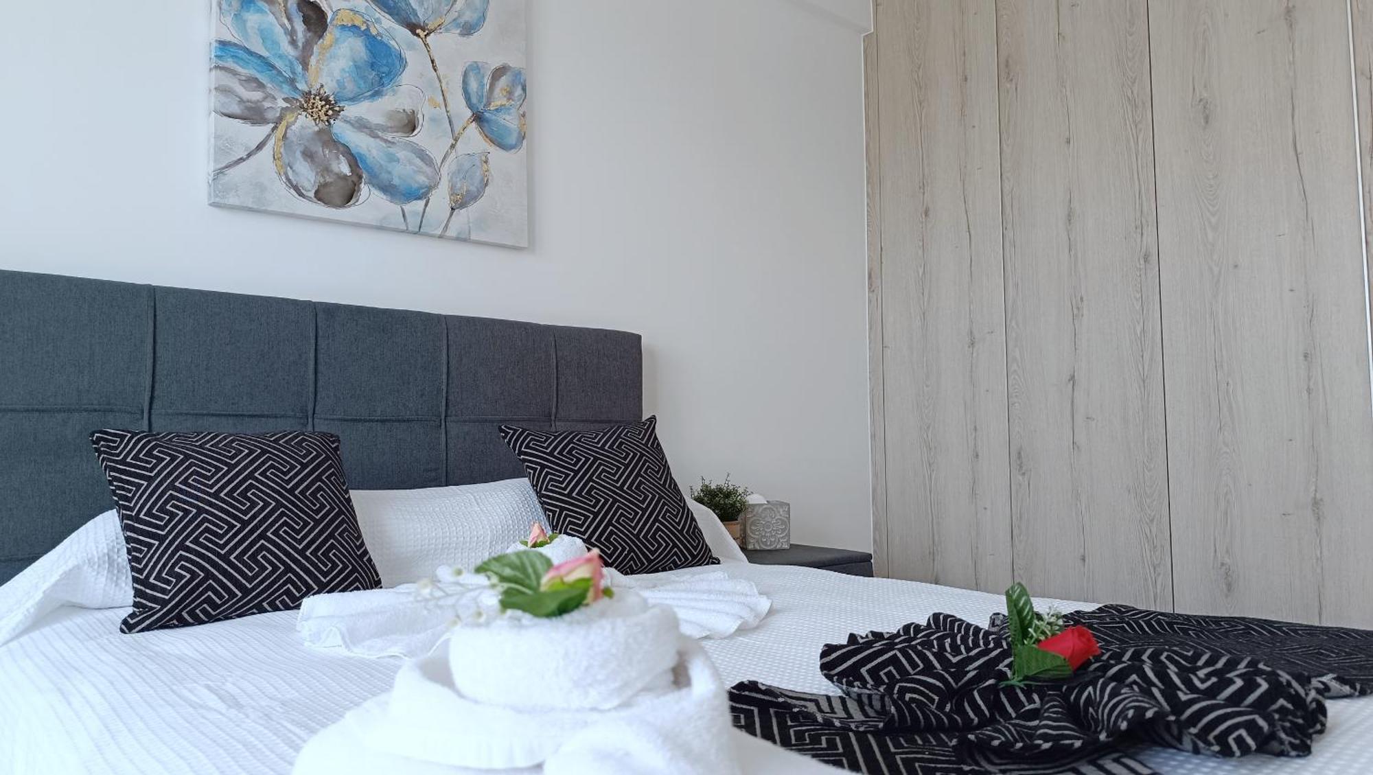 Larvella Estia Luxury Aparthotel