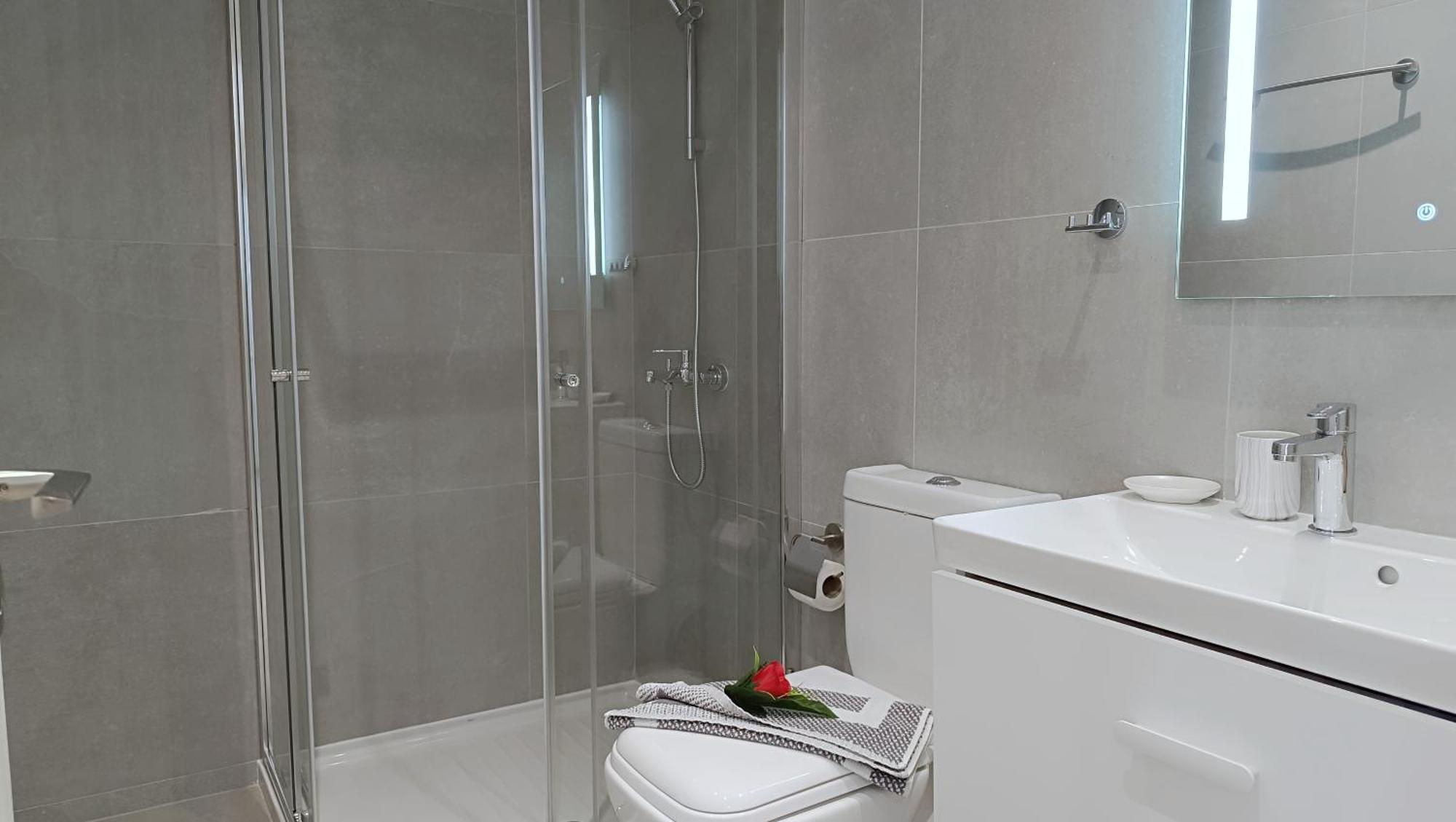 Larvella Estia Luxury *