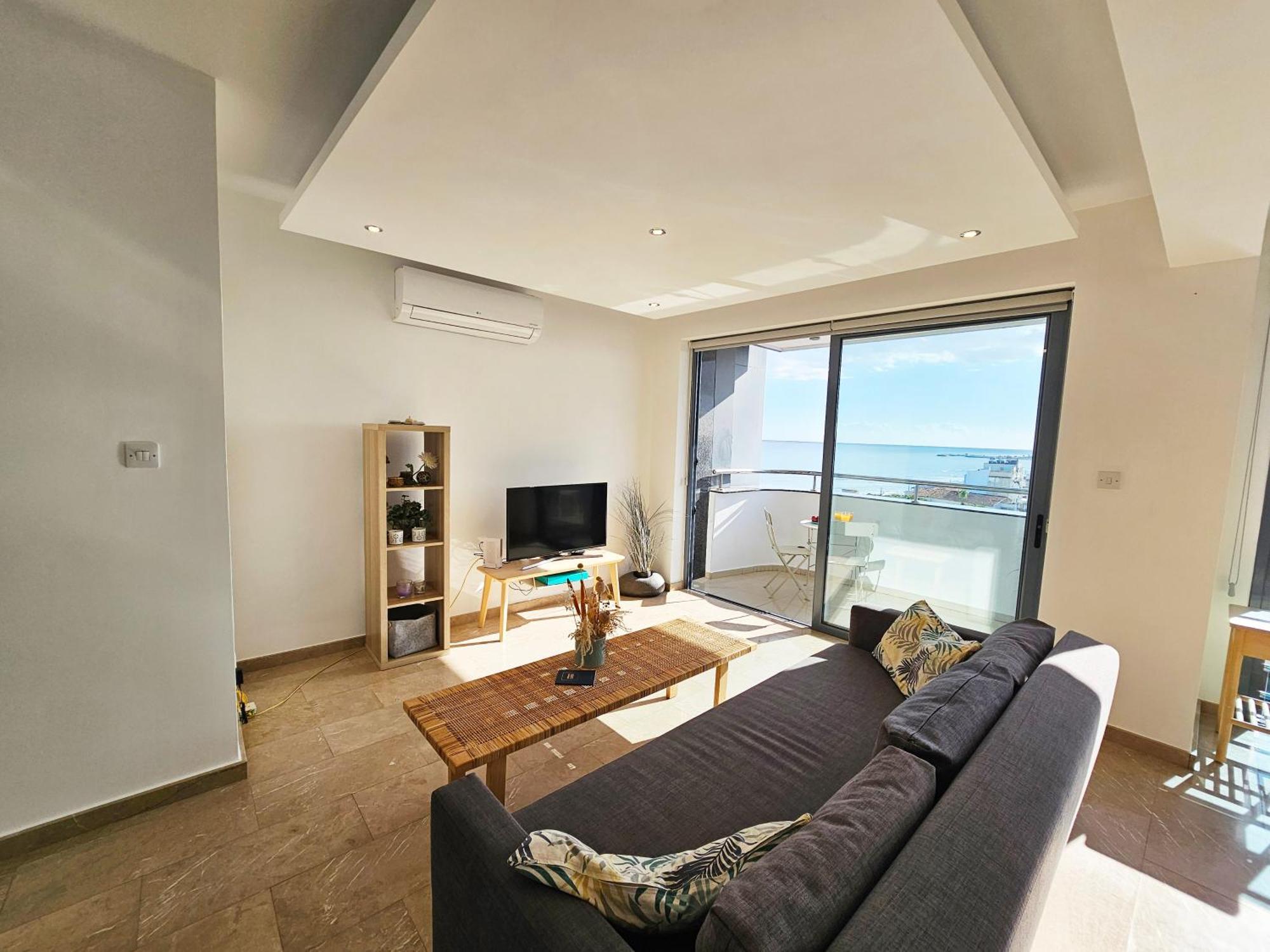 Holiday home Dios Ponte Finikoudes Beachfront *