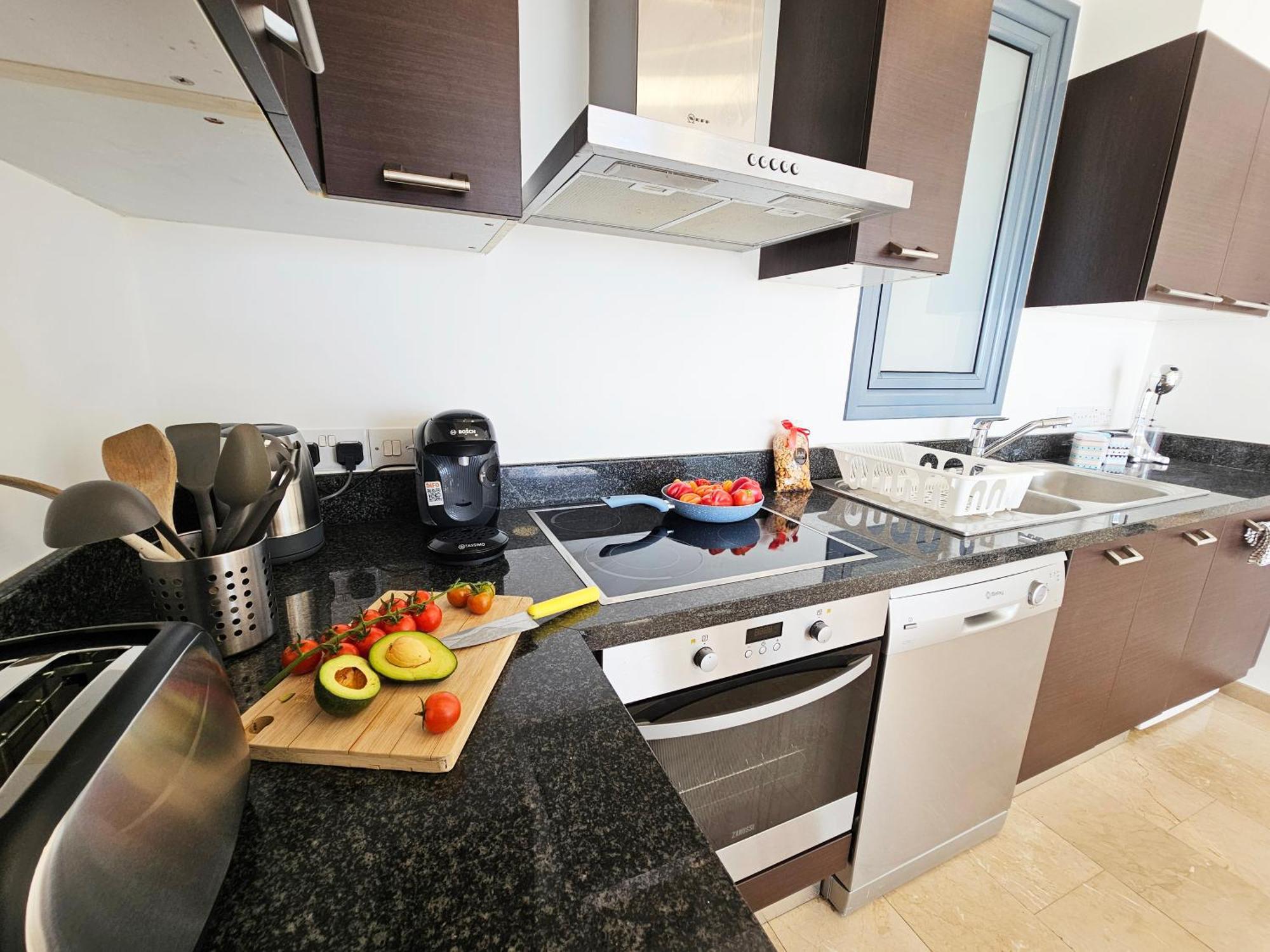 Holiday home Dios Ponte Finikoudes Beachfront Larnaca