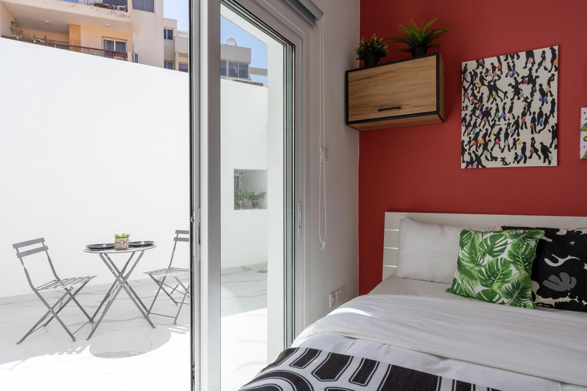 The Pop Art Residences & In Apartment Larnaca