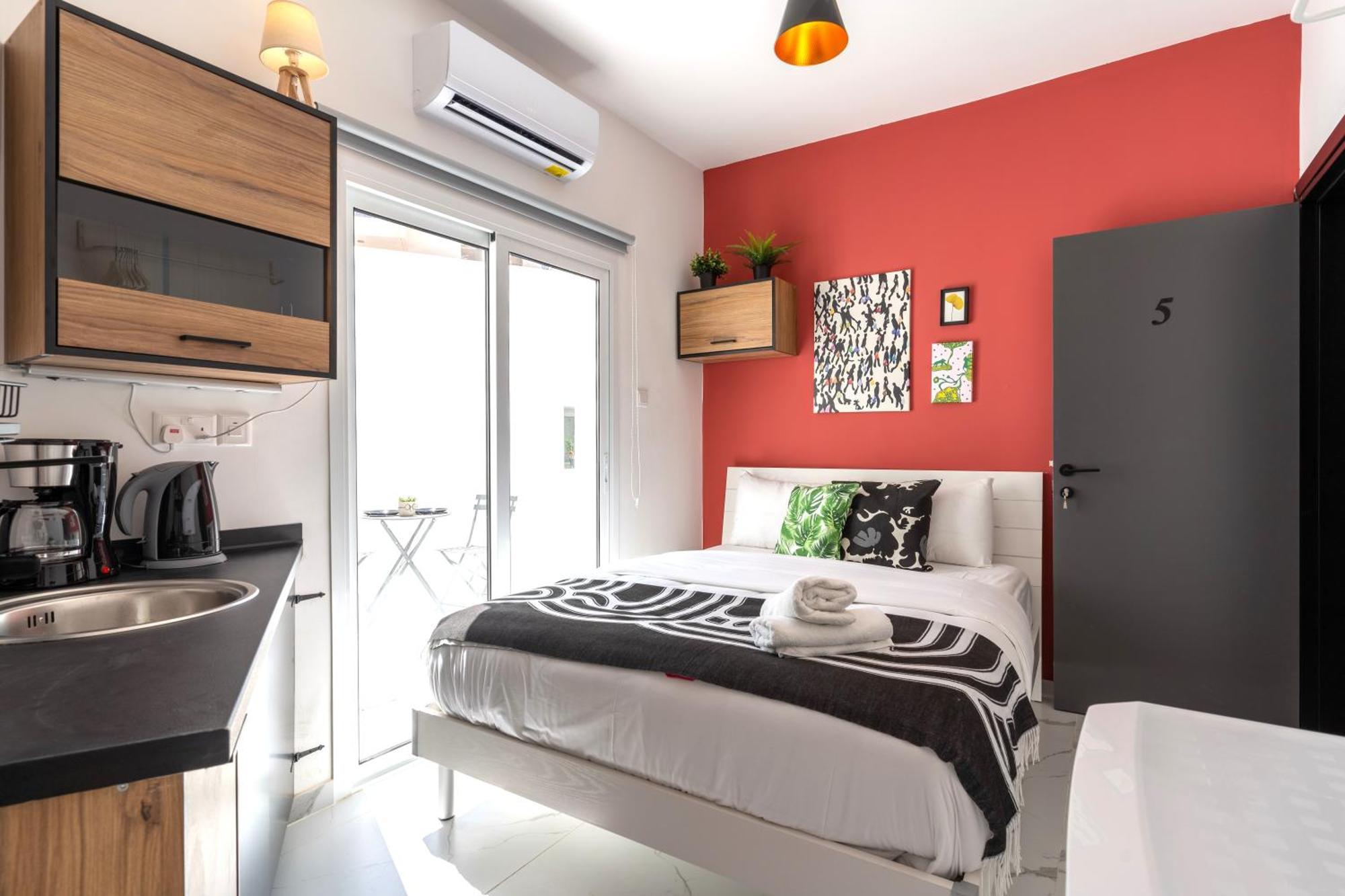Apartment The Pop Art Residences & In Larnaca