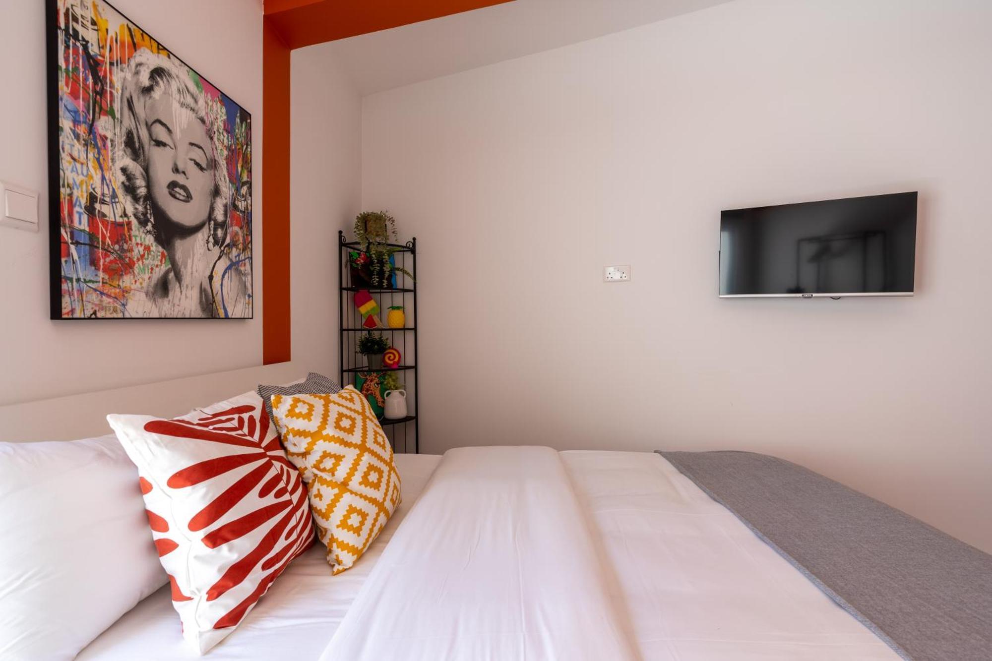 The Pop Art Residences & In Apartment Larnaca