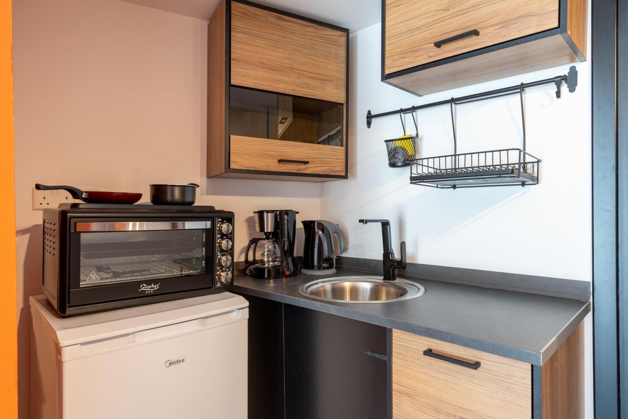 The Pop Art Residences & In Apartment *