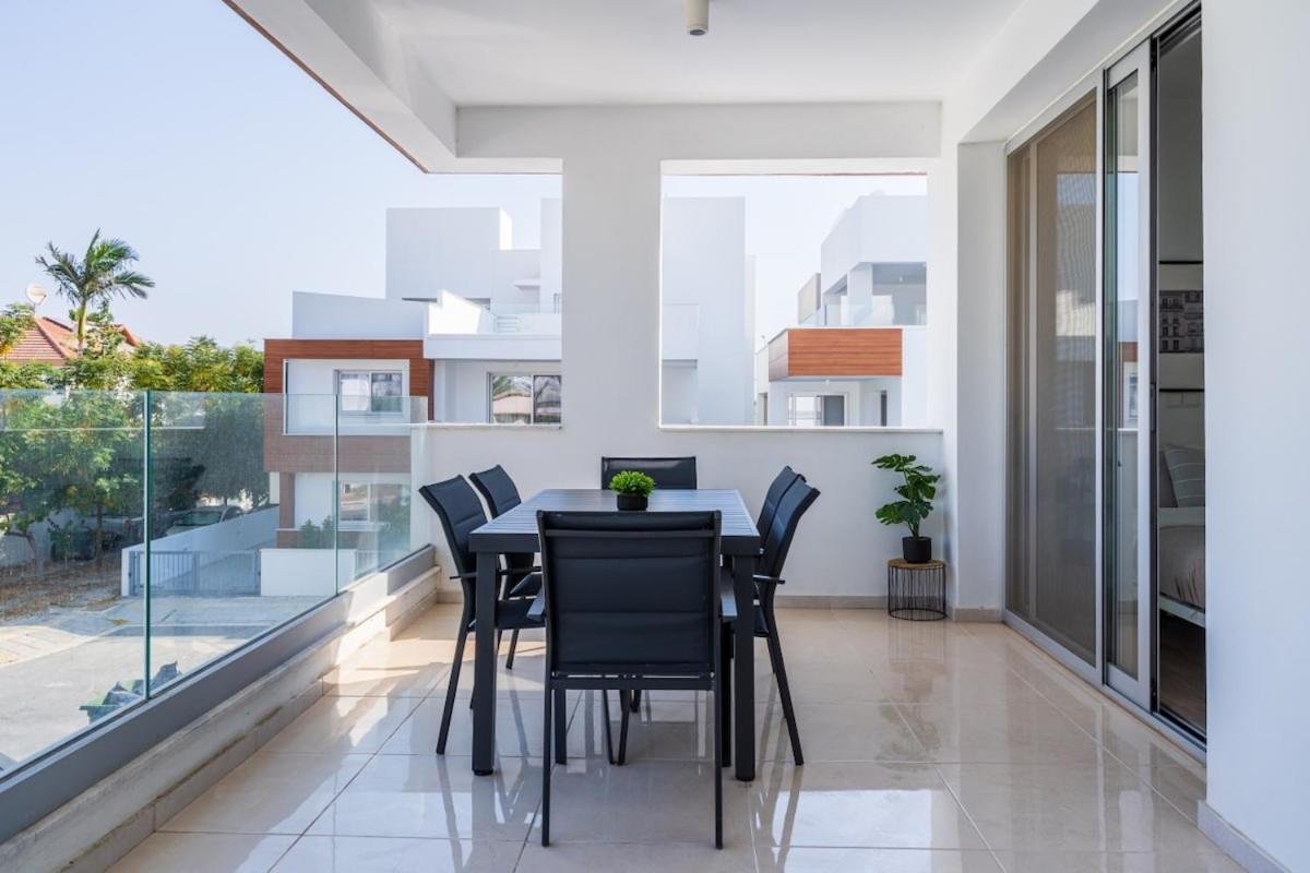 Apartment Valleria - 2 Bedroom W Pool In