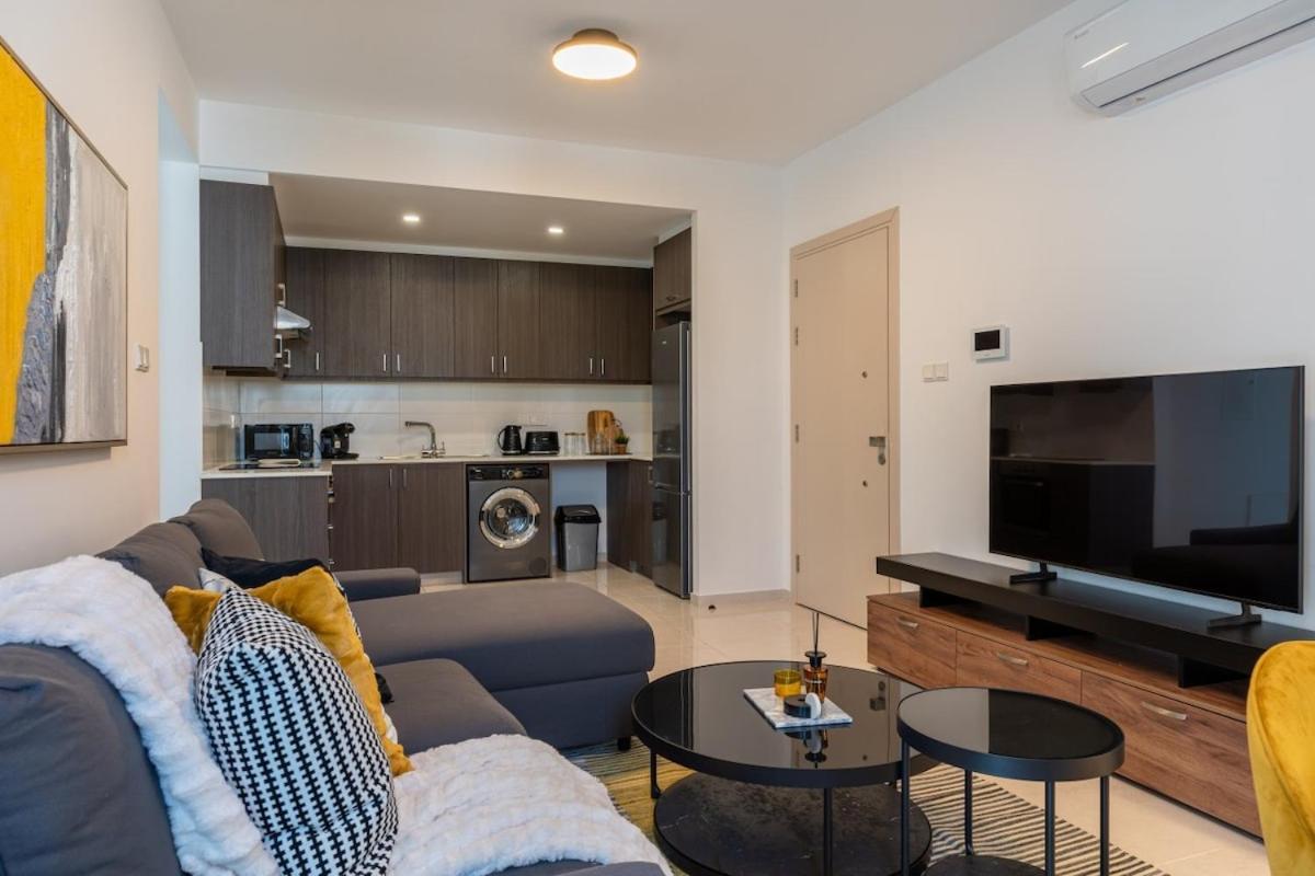 Valleria - 2 Bedroom W Pool In Apartment