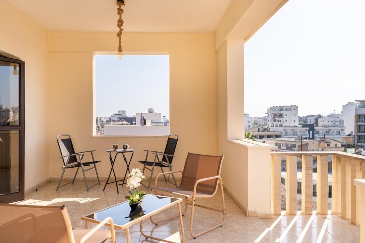 Ani's Stylish W Terrace In * Larnaca