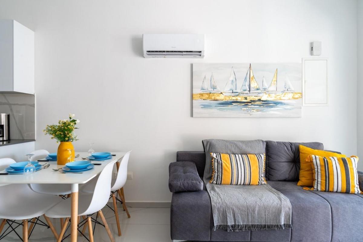 Infinity - One-bedroom W Terrace In Apartment