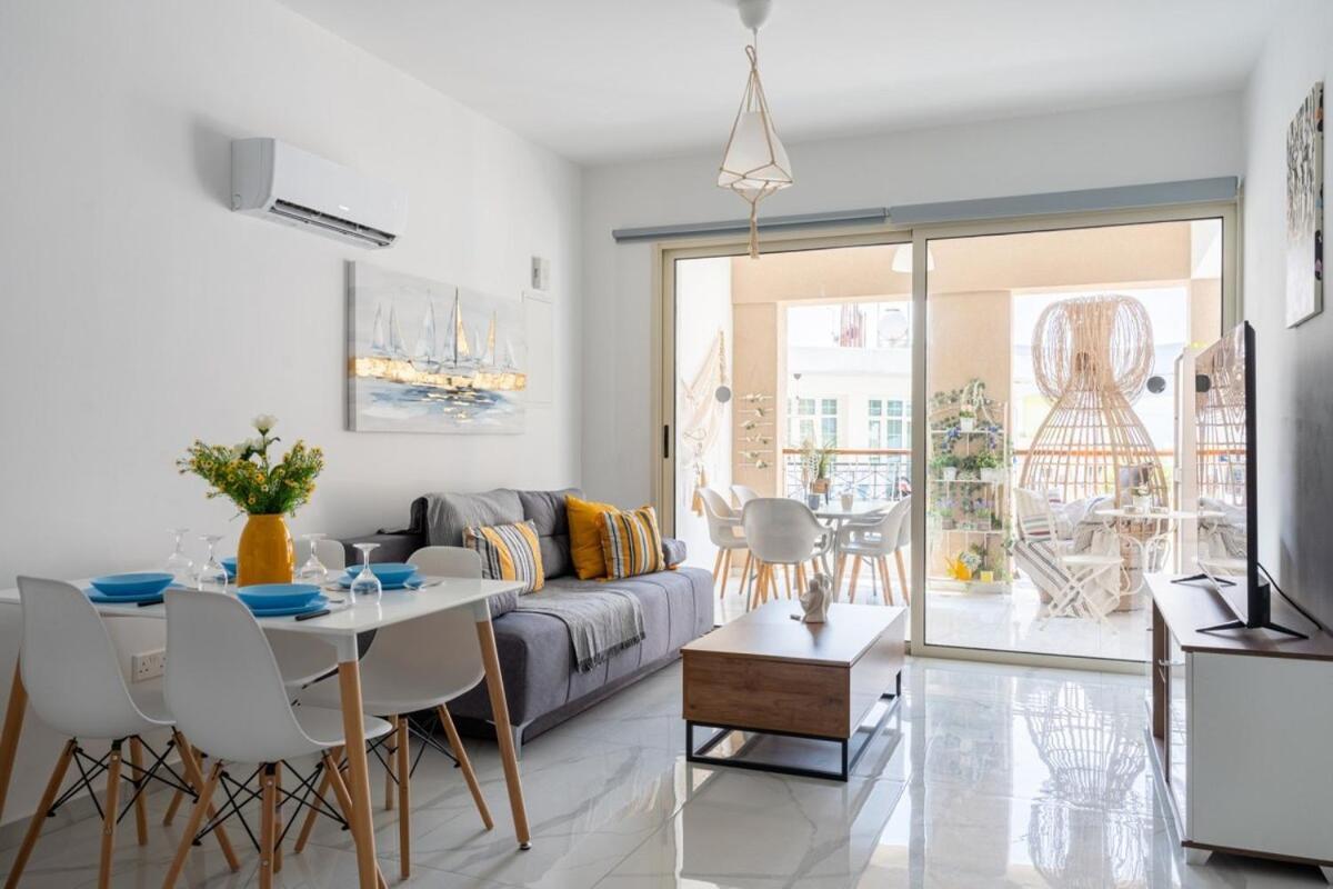 Apartment Infinity - One-bedroom W Terrace In