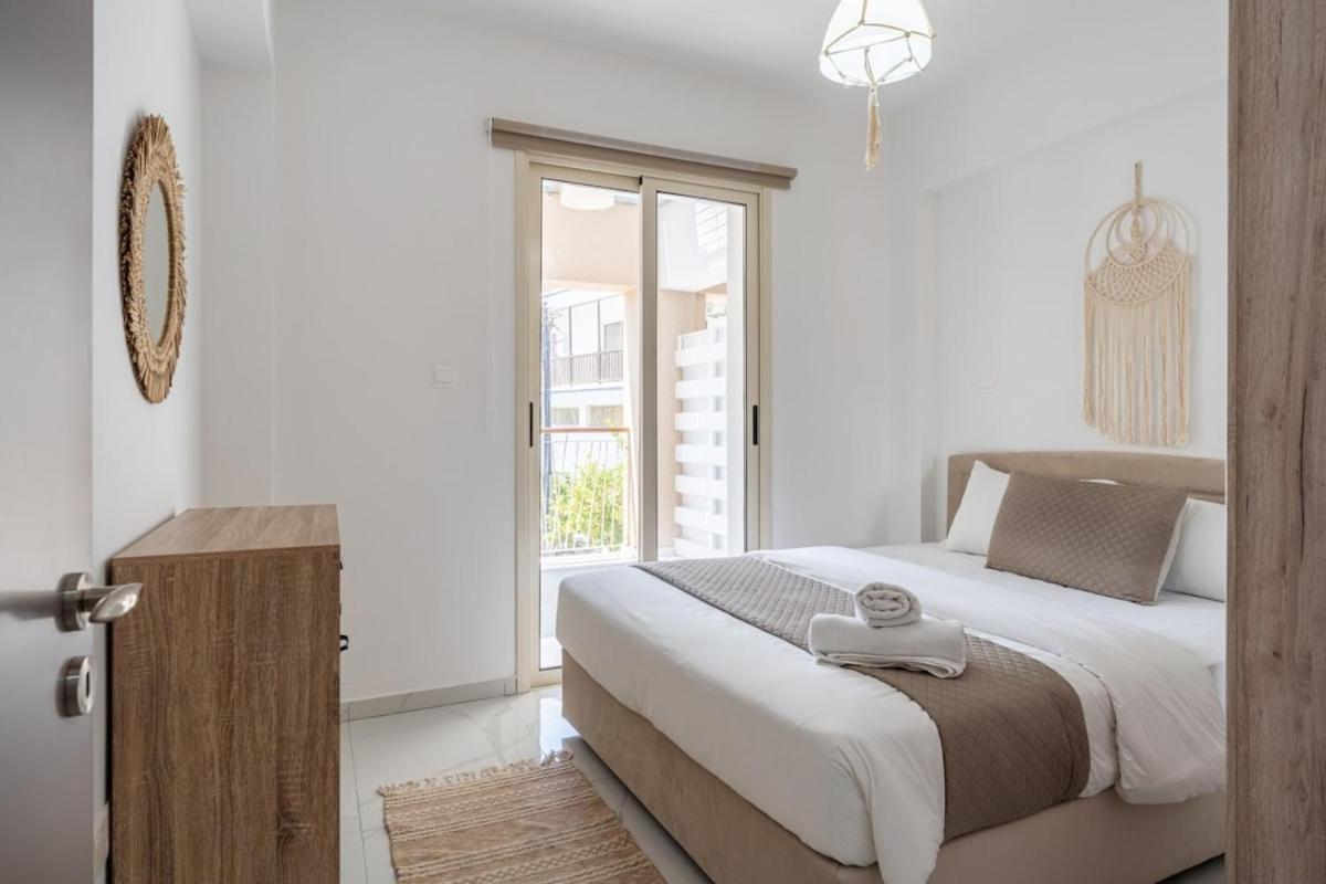 Infinity - One-bedroom W Terrace In Apartment *