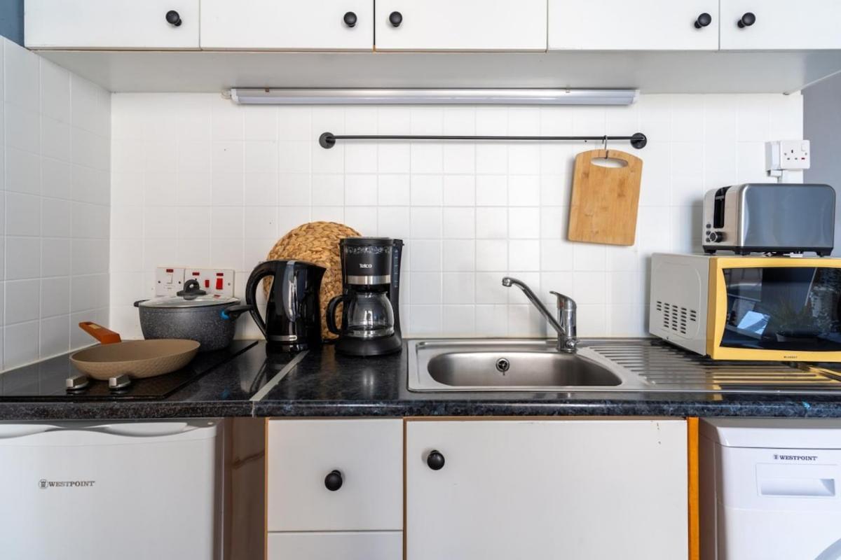 Quartz - Cozy W Balcony In Apartment *