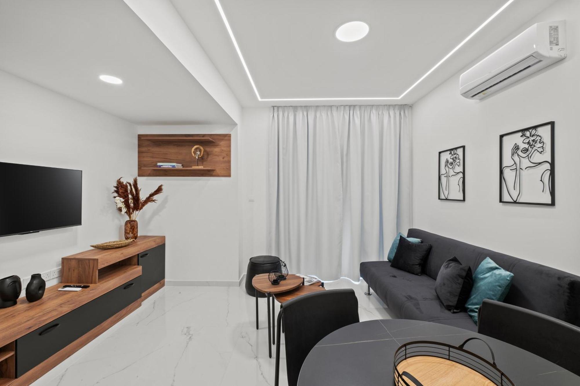 Maestro Apartment
