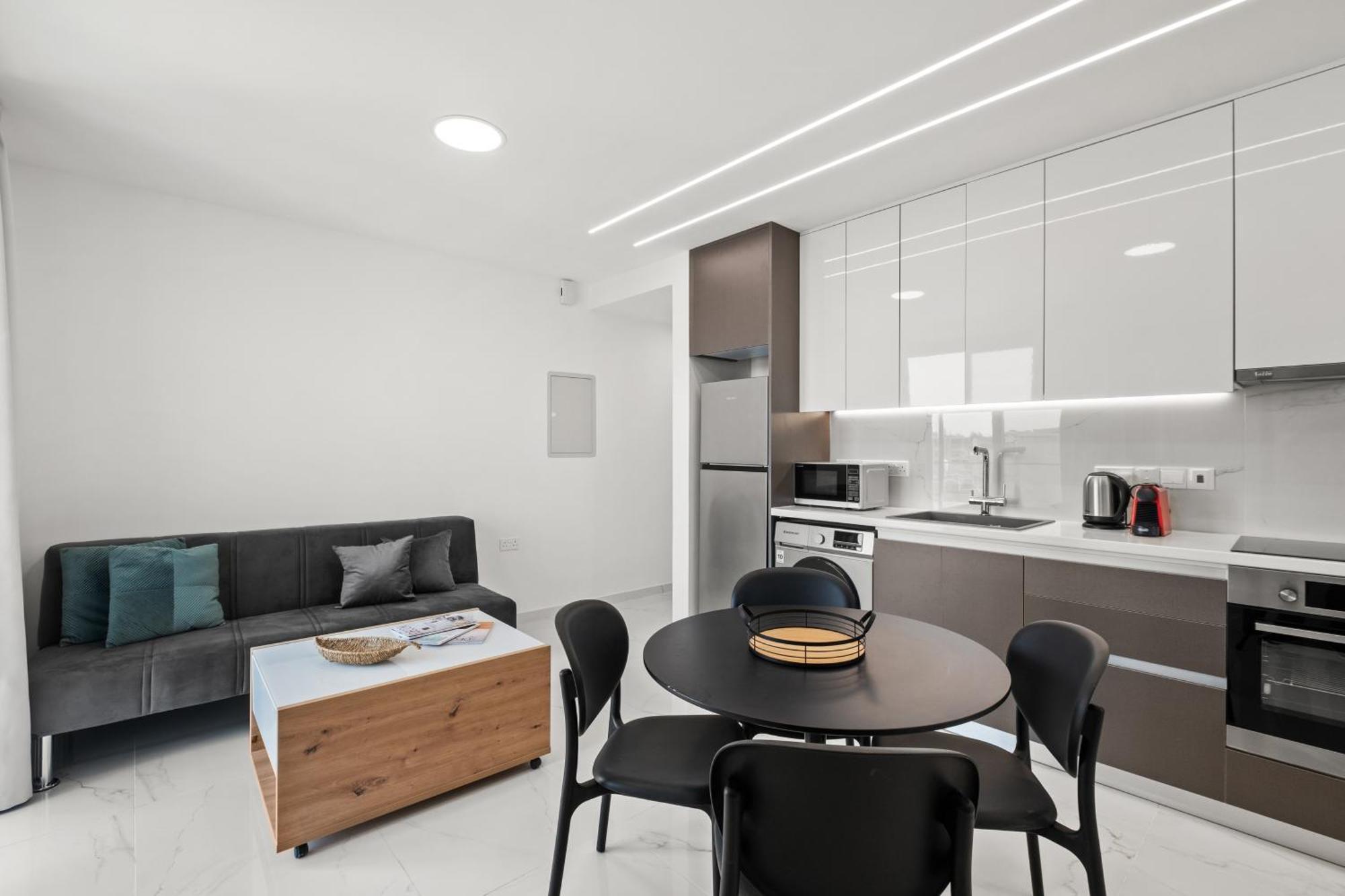 Maestro Apartment *
