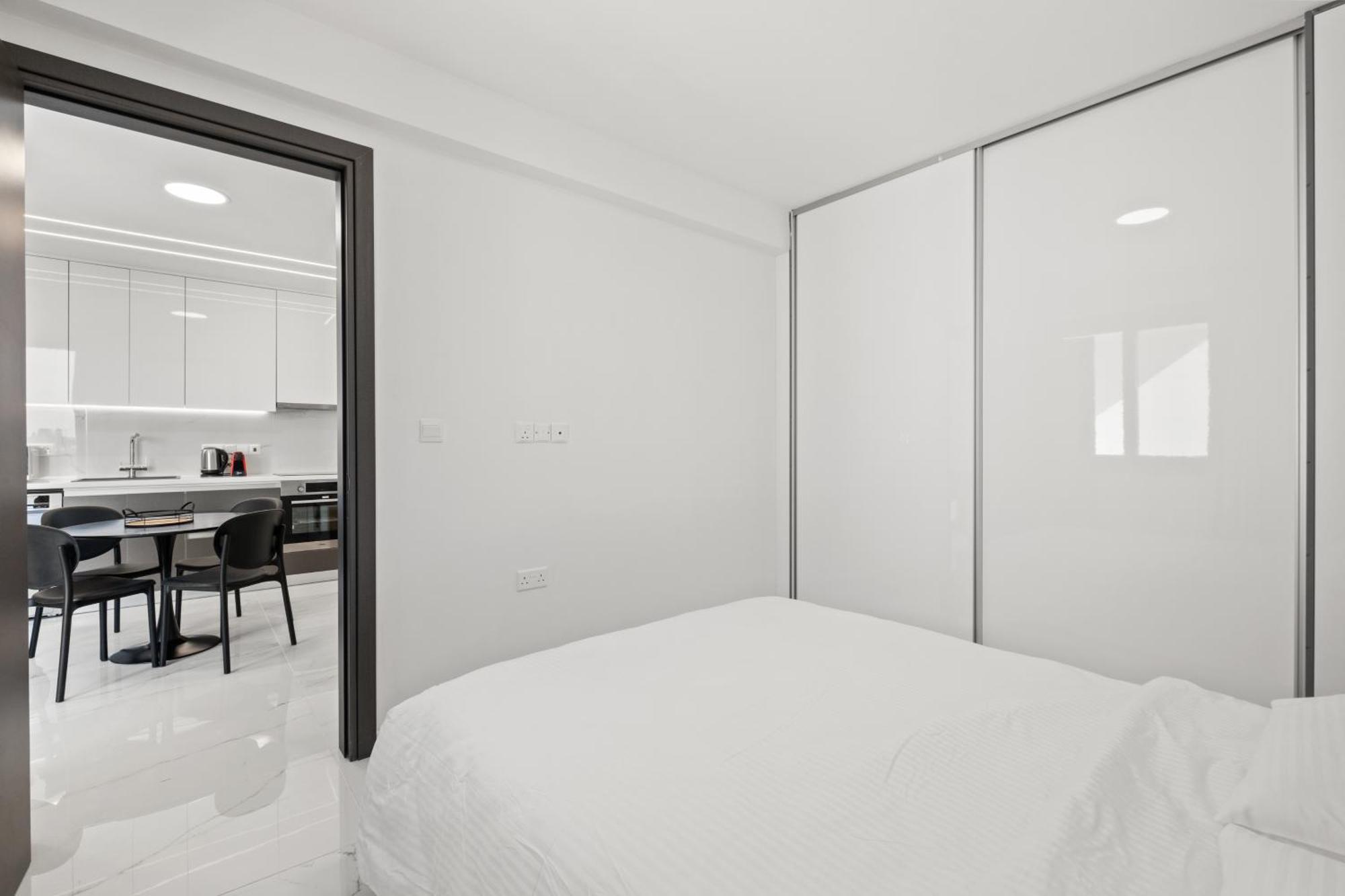 Apartment Maestro