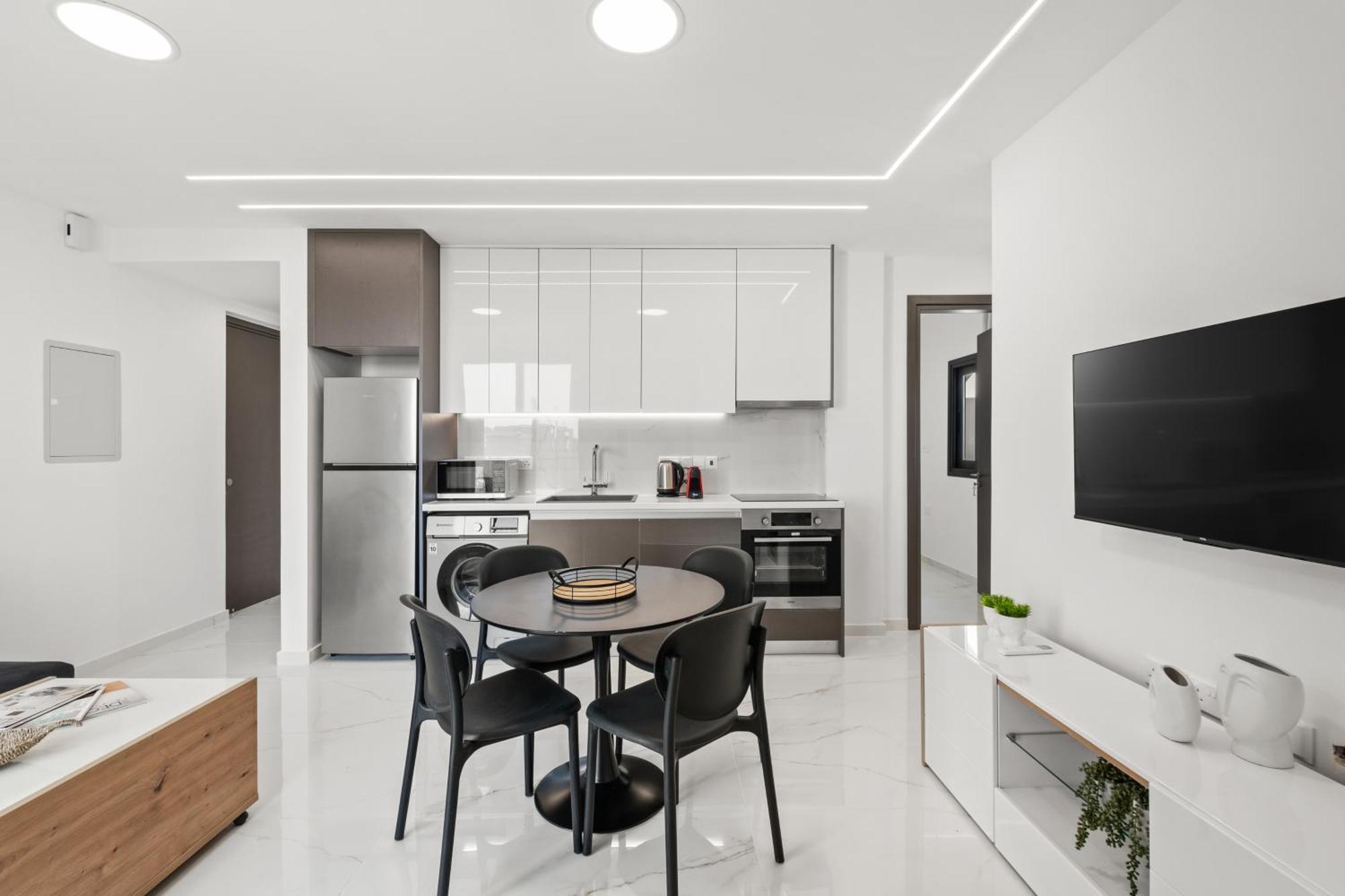 Maestro Apartment *