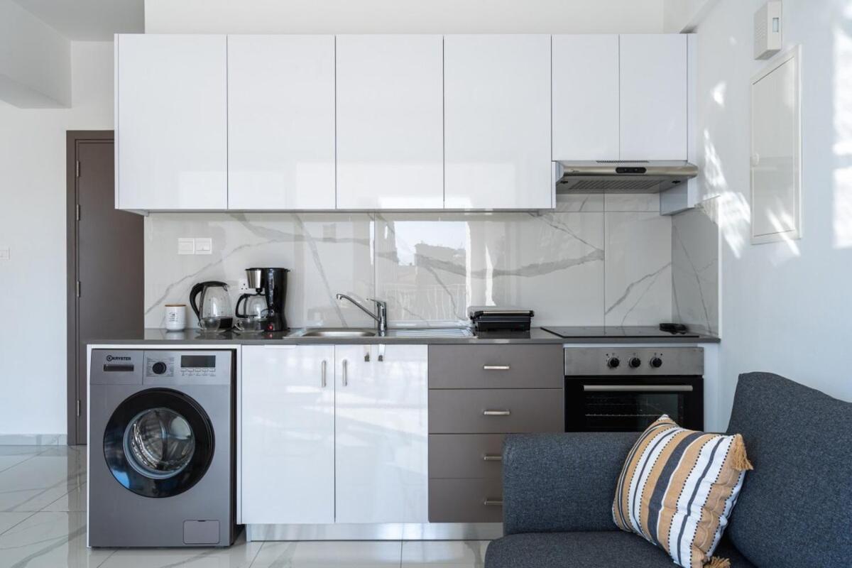 Rosemont - Stylish W Balcony In Apartment *