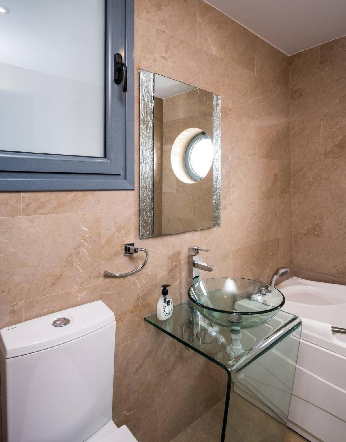 Holiday home Dios Ponte Finikoudes Beachfront