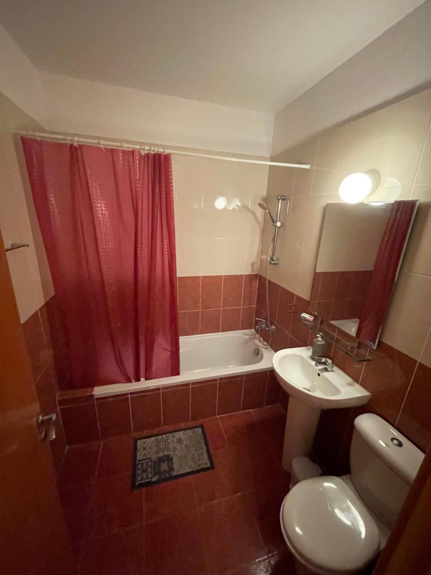 Vip On Makenzie Apartment Larnaca