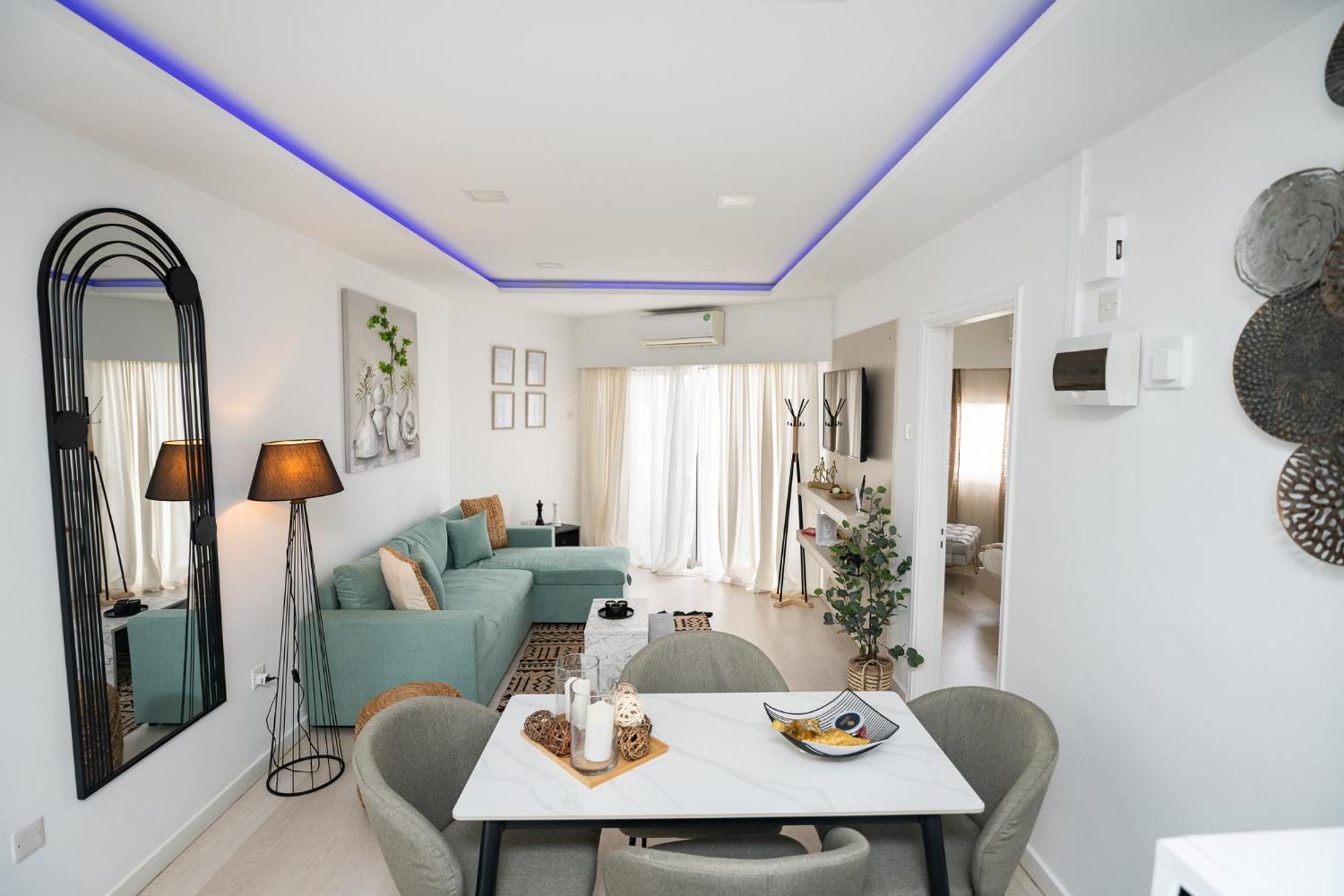 Lazuli & Pool 501 Apartment Larnaca