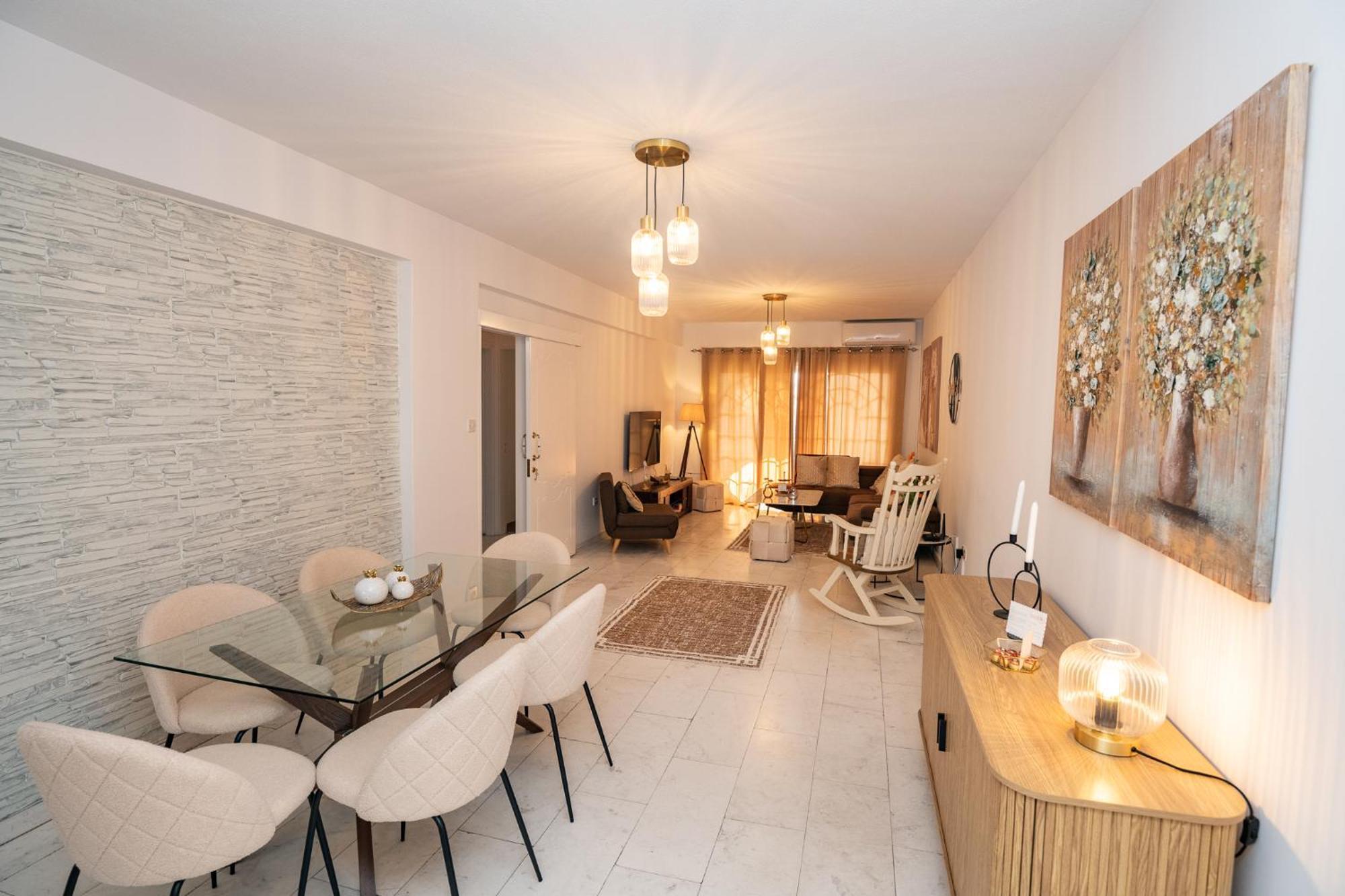 Quattro Center Ap102 Apartment *