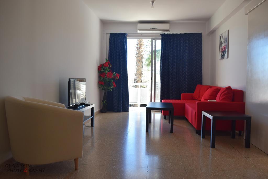 Pelides Apartment *