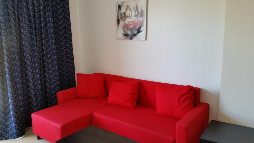 Pelides Apartment