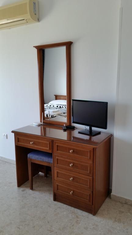 Apartment Pelides *