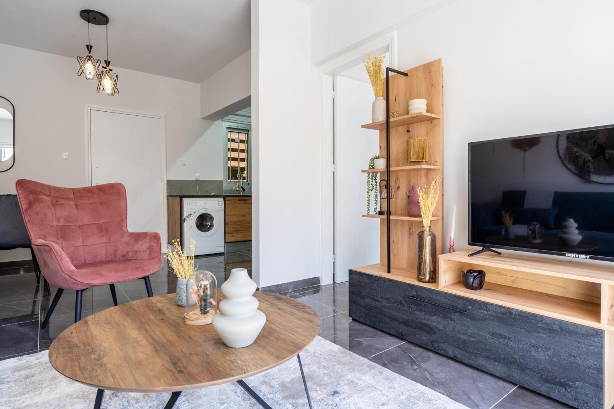 Powder's 1-bedroom Retreat In Mackenzy,