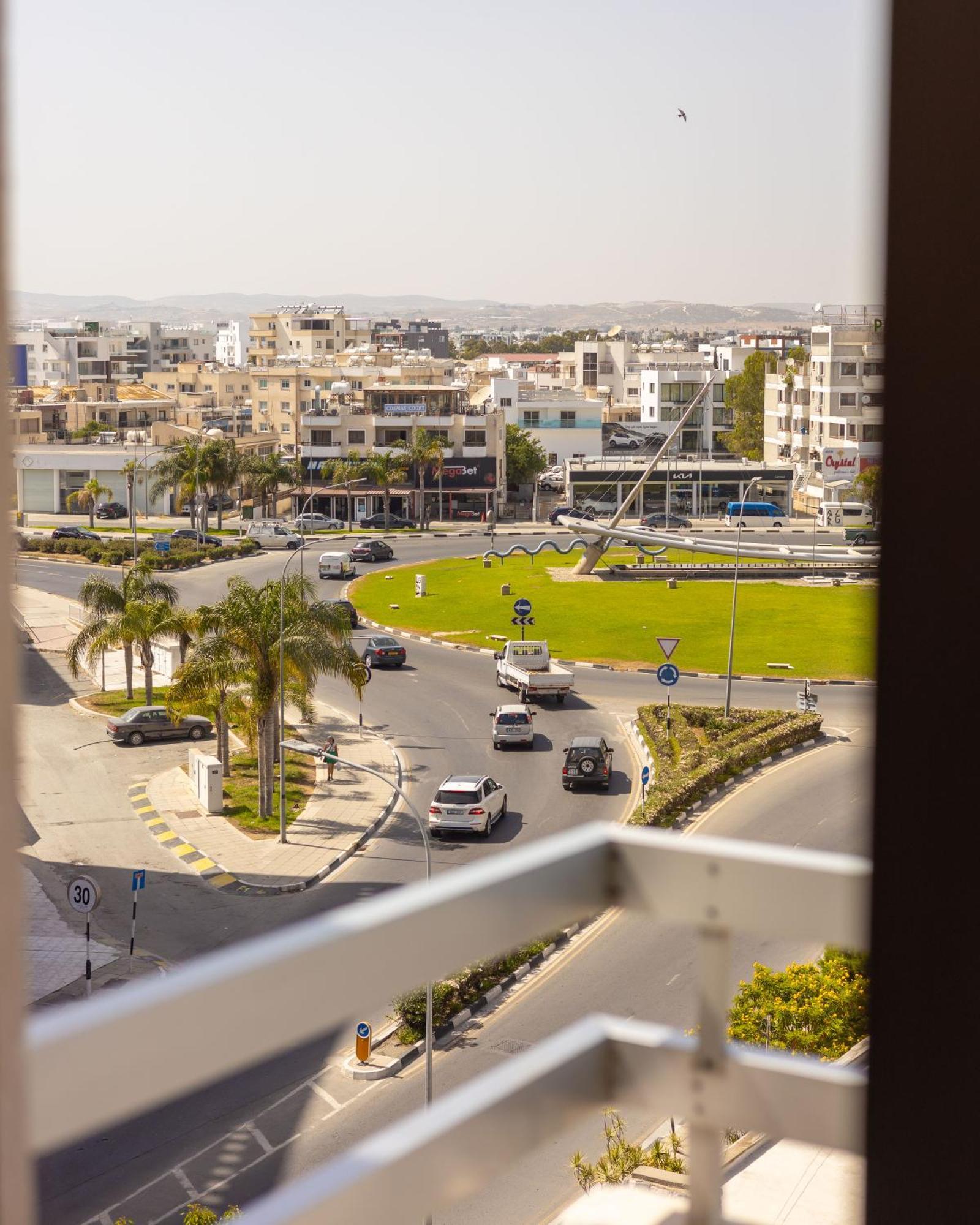 Apartment Stunning With Sea View Larnaca