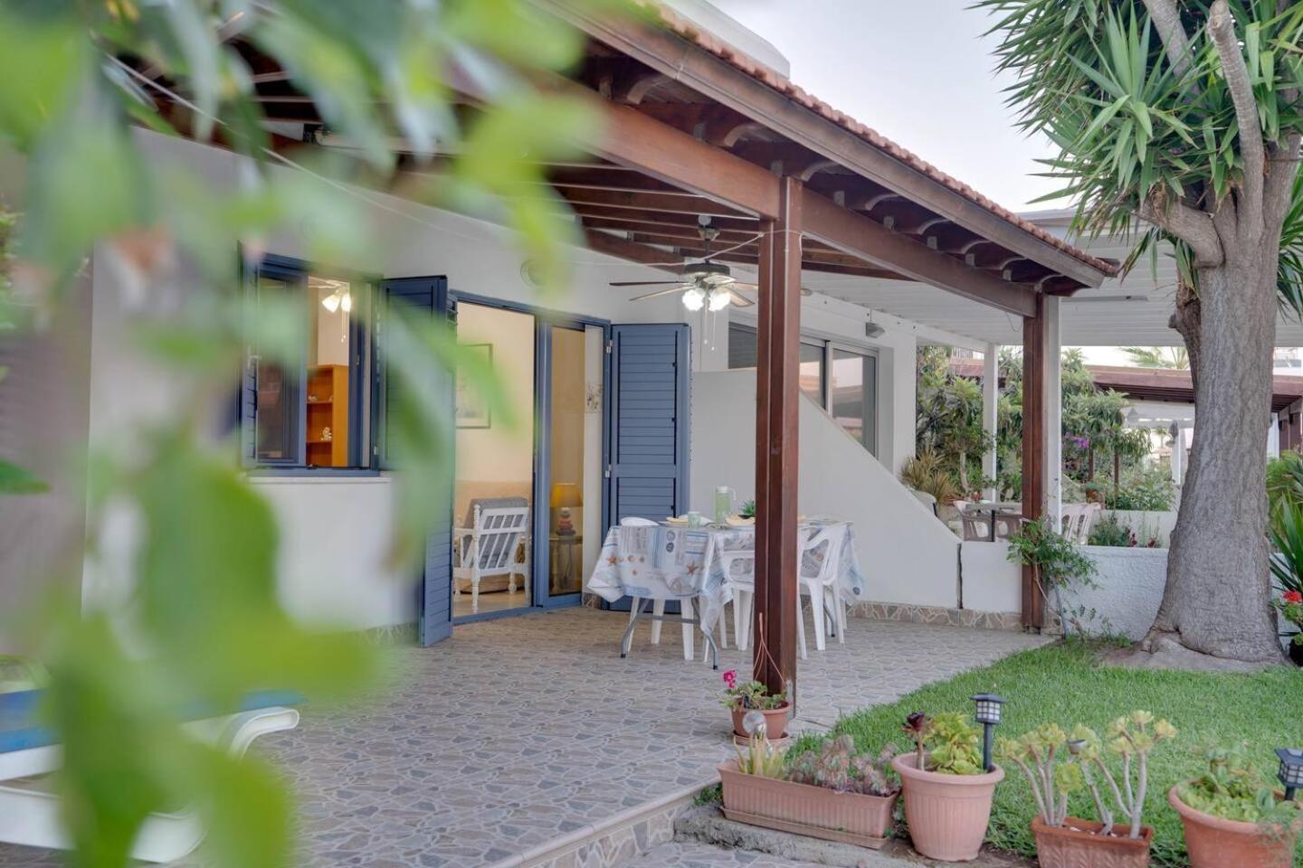Ammos 20 Side Seaview Holiday home