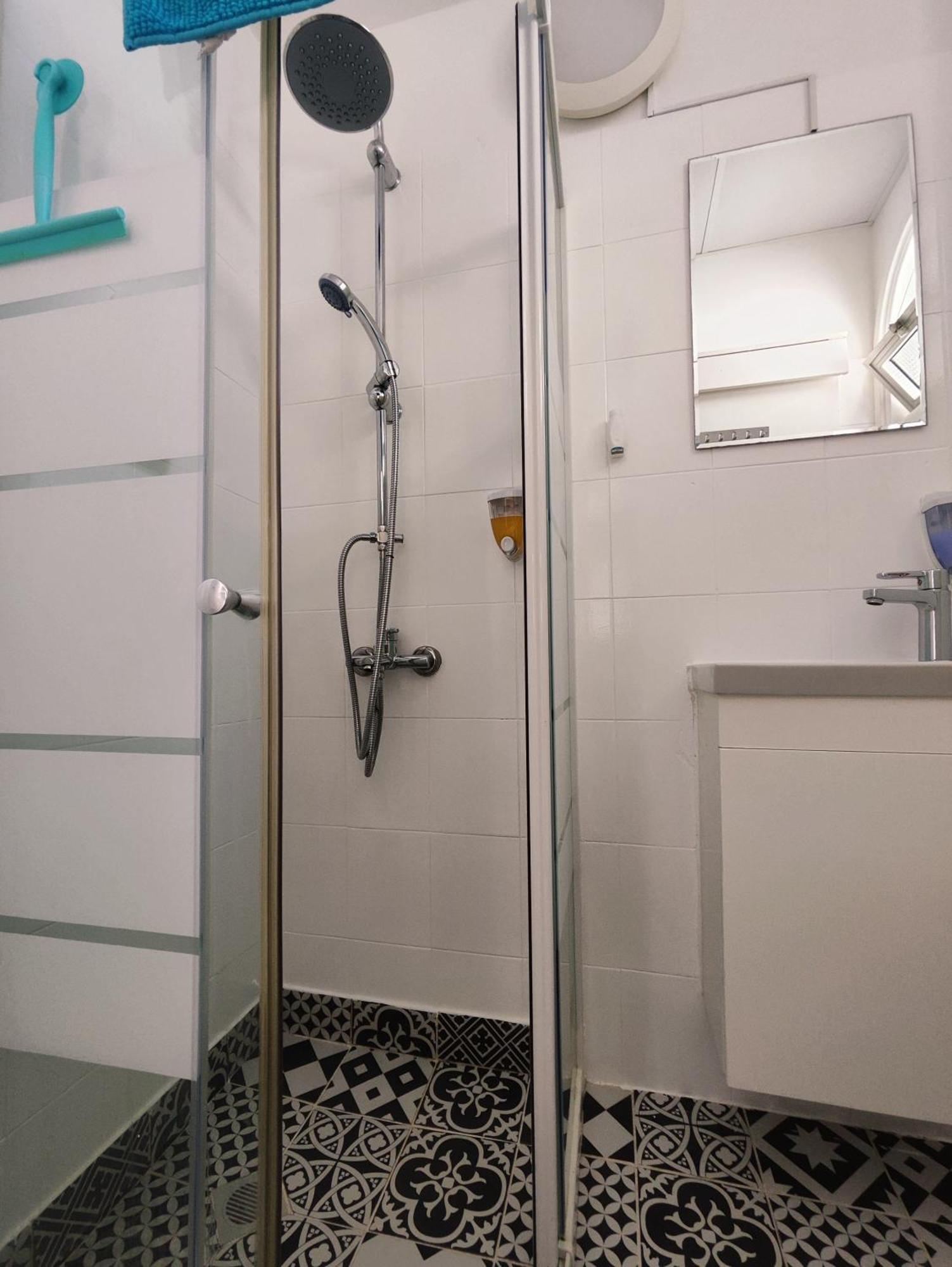 Căn hộ Elena Home- Fully Equipped Larnaca