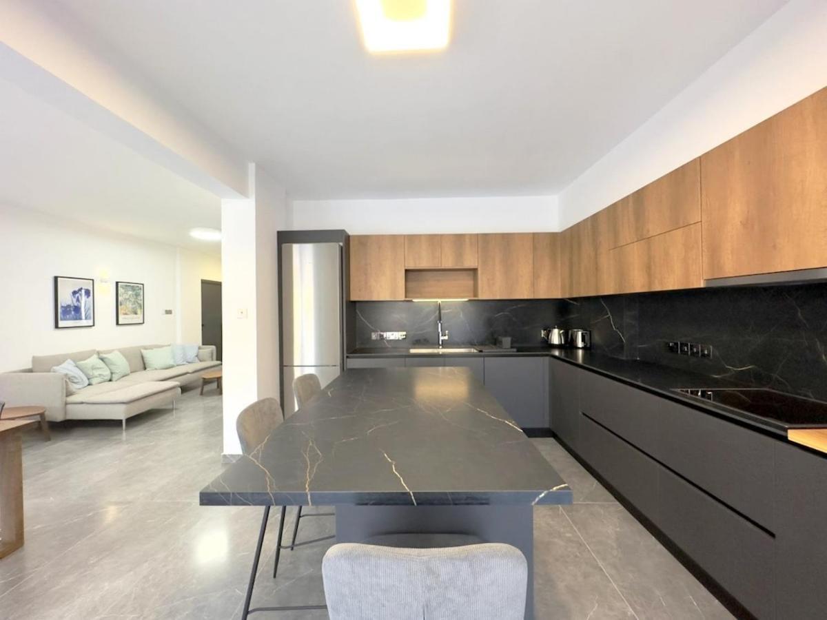 Apartment Rendezvous 3 Bedroom Flat